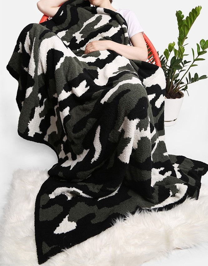 Luxury Camouflage Print Throw Blanket