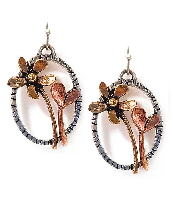 ( NX1036 )  VINTAGE  FLOWER SPROUT EARRING